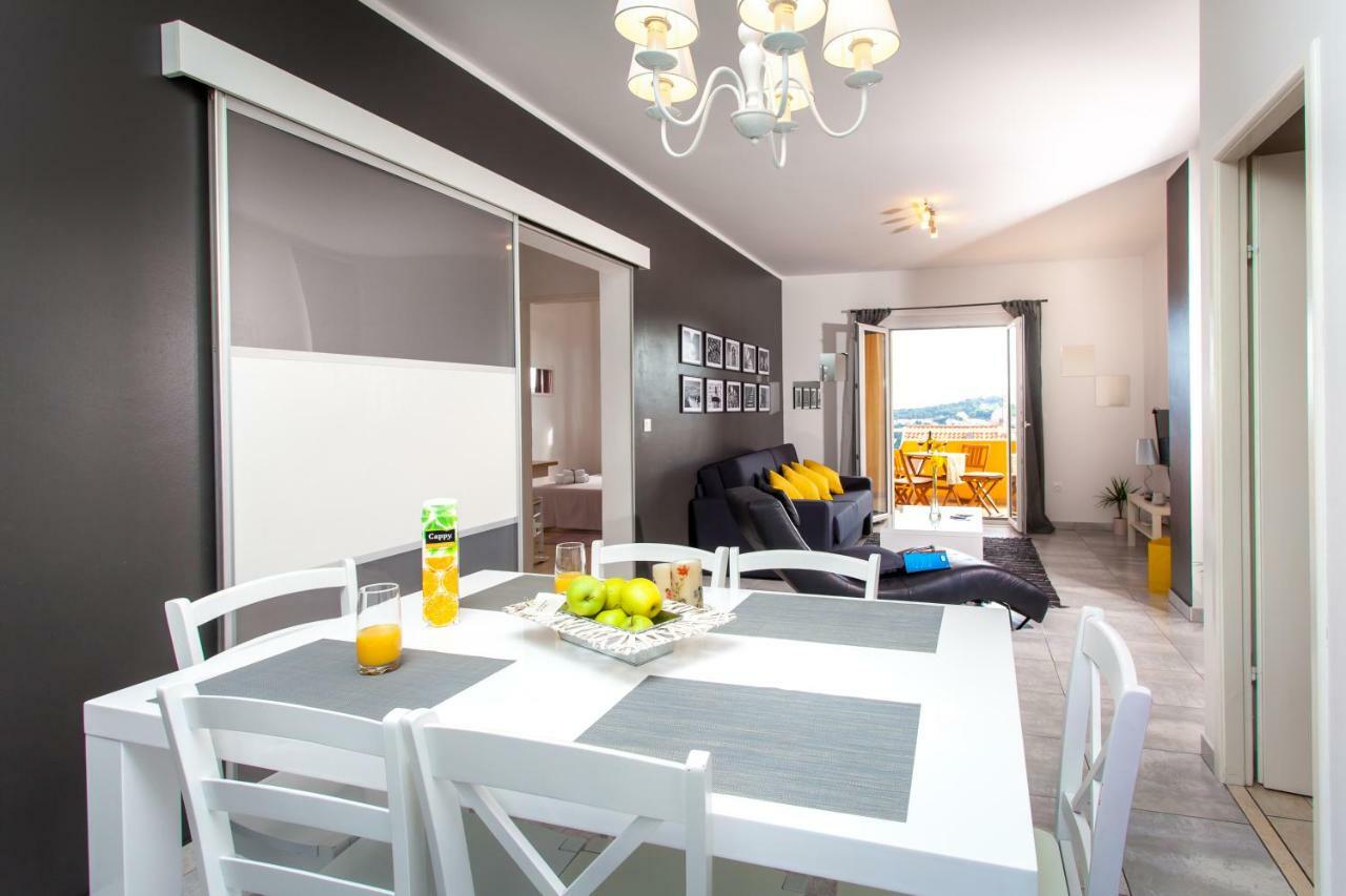 Two Bedroom Apartment With Sea View & Balcony 두브로브니크 외부 사진