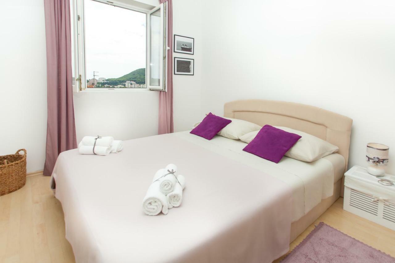 Two Bedroom Apartment With Sea View & Balcony 두브로브니크 외부 사진